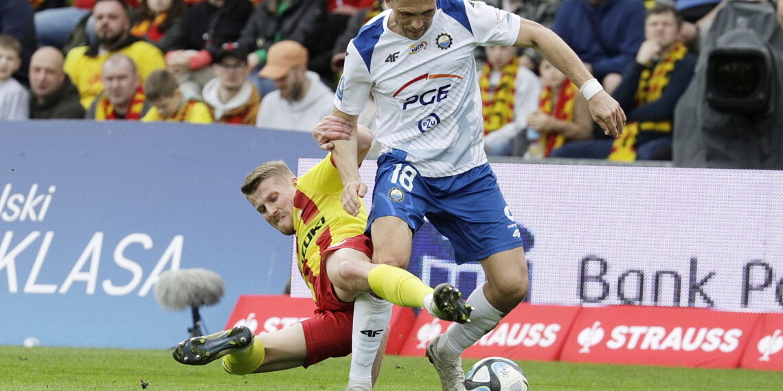 06.04.2024 Kielce. Piłka nożna. Ekstraklasa. Mecz Korona Kielce - Stal Mielec / Fot. Jarosław Kubalski - Radio Kielce