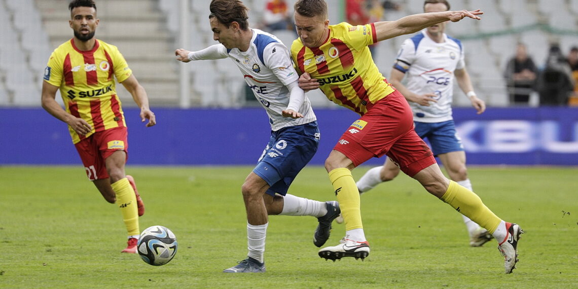 06.04.2024 Kielce. Piłka nożna. Ekstraklasa. Mecz Korona Kielce - Stal Mielec / Fot. Jarosław Kubalski - Radio Kielce