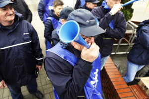 02.04.2024 Kielce. Protest pracowników Poczty Polskiej / Fot. Jarosław Kubalski - Radio Kielce