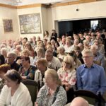 14.05.2024. Kielce. Dom Środowisk Twórczych. Spotkanie profesorem Marcinem Matczakiem - znanym polskim prawnikiem / Fot. Ryszard Koziej - Radio Kielce