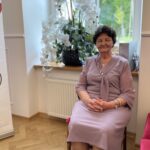 10.05.2024. Końskie. Biblioteka Publiczna Miasta i Gminy w Końskich. Premiera książki o ks. Marcelim Prawicy. Na zdjęciu: Zofia Munnich / Fot. Magdalena Galas-Klusek - Radio Kielce