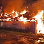 27.05.2024. Podborek. Pożar zabudowań gospodarczych / źródło: PSP Staszów