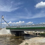 22.05.2024. Wierna Rzeka. Budowa mostu. / Fot. Dionizy Krawczyński - Radio Kielce