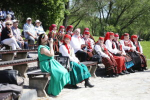 05.05.2024. Ciekoty. Centrum Edukacji i Kultury „Szklany Dom” w Ciekotach. Powiatowe eliminacje do 48. Buskich Spotkań z Folklorem / Fot. Wiktor Taszłow - Radio Kielce