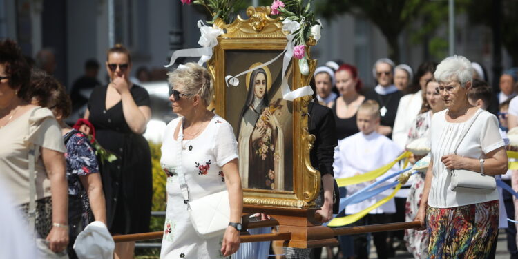 30.05.2024. Kielce. Boże Ciało. Procesja do czterech ołtarzy / Fot. Wiktor Taszłow - Radio Kielce