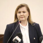 07.05.2024. Kielce. Sesja Rady Miasta Kielce. Na zdjęciu: radna Anna Jaworska-Dąbrowska / Fot. Wiktor Taszłow - Radio Kielce