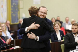 07.05.2024. Kielce. Sesja Rady Miasta Kielce. Na zdjęciu: Karol Wilczyński - przewodniczący Rady Miasta Kielce / Fot. Wiktor Taszłow - Radio Kielce