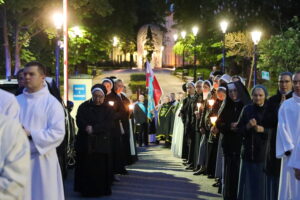 07.05.2024. Kielce. Procesja. Święto patronki Kielc – Matki Bożej Łaskawej Kieleckiej / Fot. Wiktor Taszłow - Radio Kielce