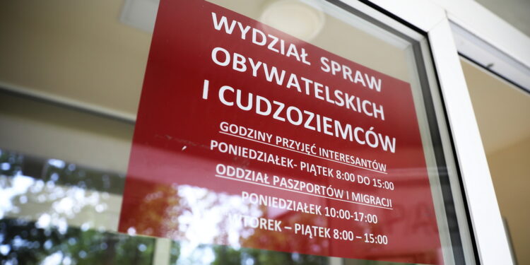 Cudzoziemcy najmniej zainteresowani Świętokrzyskiem - Radio Kielce Cudzoziemcy najmniej zainteresowani Świętokrzyskiem