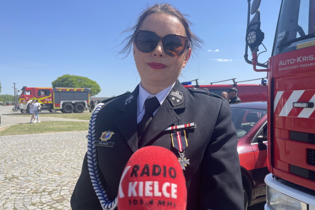 04.05.2024. Sandomierz. Dzień Strażaka. Na zdjęciu: Anna Mazur - prezes OSP w Zawichoście. / Fot. Grażyna Szlęzak - Radio Kielce