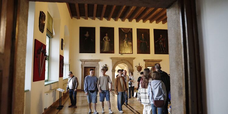 Muzeum Narodowe w Kielcach pod okiem strażników i kamery