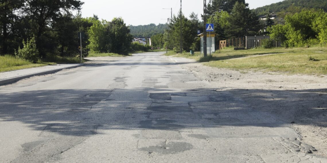 Ważna droga na pograniczu dwóch gmin będzie przebudowana