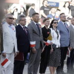 Biało-czerwona flaga dumnie powiewa nad Kielcami - Radio Kielce
