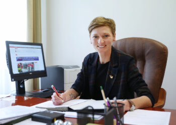 Agata Wojda: rozważamy skrócenie czasu pracy urzędników