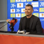 28.05.2024. Kielce. Konferencja prezesa Korony Kielce. Na zdjęciu: Łukasz Jabłoński - prezes Korony Kielce / Fot. Aleksandra Kwaśniewska - Radio Kielce
