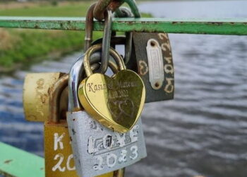 Most miłości na Kamiennej w Wąchocku