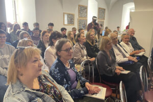 Sandomierz. Promocja książki o kościele pw. Świętych Piotra i Pawła, który niegdyś stał na wzgórzu Collegium Gostomianum / Fot. Grażyna Szlęzak – Radio Kielce