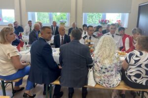 02.06.2024. Dwikozy. Obchody jubileuszu 100-lecia istnienia Koła Gospodyń Wiejskich "Ziemia Dwikoska" / Fot. Grażyna Szlęzak - Radio Kielce