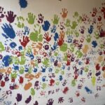 400 odbitych dłoni na 400-lecie Starachowic - Radio Kielce 05.06.2024. Starachowice. Akcja odbicia 400 dłoni na ścianie tunelu pieszego pod Aleją Armii Krajowej / Fot. Anna Głąb - Radio Kielce