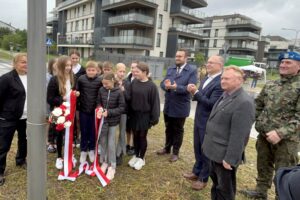 13.06.2024. Kielce. Uroczystość nadania imienia 2 Korpusu Polskiego nowemu rondu na Ostrej Górce / Fot. Marcin Marszałek - Radio Kielce