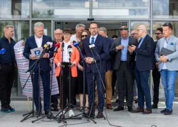 Likwidatorzy regionalnych rozgłośni Polskiego Radia wzywają szefa KRRiT do dymisji