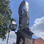 22.06.2024. Koprzywnica. Figura Matki Boskiej depczącej węże / Fot. Grażyna Szlęzak - Radio Kielce