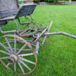 24.06.2024. Tokarnia. Muzeum Wsi Kieleckiej. Pogrzebowy pojazd paradny. Zabytkowy karawan / Fot. Mariusz Łężniak - Muzeum Wsi Kieleckiej