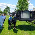 24.06.2024. Tokarnia. Muzeum Wsi Kieleckiej. Pogrzebowy pojazd paradny. Zabytkowy karawan / Fot. Mariusz Łężniak - Muzeum Wsi Kieleckiej