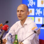 12.06.2024. Kielce. Briefing prasowy. Na zdjęciu: Karol Jakubczyk - prezes Korony / Fot. Wiktor Taszłow - Radio Kielce