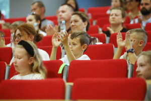 22.06.2024. Kielce. Zakończenie roku Uniwersytetu Dziecięcego UJK / Fot. Wiktor Taszłow - Radio Kielce