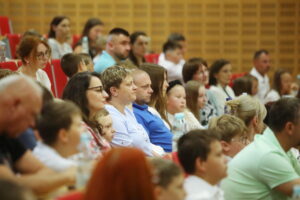 22.06.2024. Kielce. Zakończenie roku Uniwersytetu Dziecięcego UJK / Fot. Wiktor Taszłow - Radio Kielce