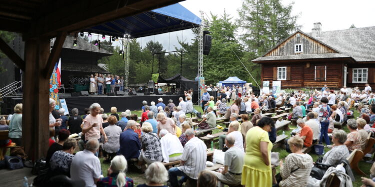 25.06.2024. Tokarnia. Spotkanie dla seniorów z terenu powiatu kieleckiego i miasta Kielce / Fot. Wiktor Taszłow -Radio Kielce