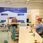 28.06.2024. Kielce. Urząd Marszałkowski. Podpisanie umów z wnioskodawcami projektów z programu regionalnego Fundusze Europejskie dla Świętokrzyskiego 2021-2027 / Fot. Wiktor Taszłow - Radio Kielce