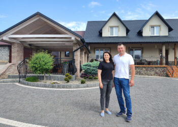 Monika i Marcin Niedbała prowadzą gospodarstwo w powiecie kazimierskim. / Fot. KRUS Kielce