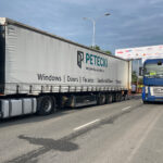 27.06.2024. Kielce. Przygotowania do finiszu Wyścigu „Solidarności” i Olimpijczyków. Etap został przerwany ze względu na burzę. / Fot. Wiktor Taszłow - Radio Kielce