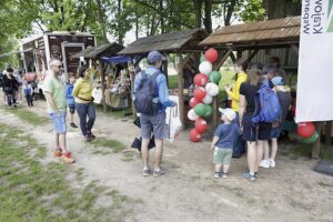 01.06.2024. Tokarnia. Park Etnograficzny. Kiermasz z okazji Dnia Dziecka / Fot. Jarosław Kubalski - Radio Kielce