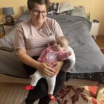 Zuzia Maciejko z mamą / Fot. Grażyna Szlęzak – Radio Kielce