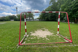 18.06.2024. Kielce. Boisko przy Szkole Podstawowej nr 28 w Kielcach / Fot. Wiktor Taszłow - Radio Kielce