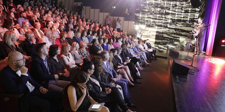 Teatralne Oscary w Kielcach. Startuje plebiscyt „O Dziką Różę”