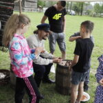 Swojskie klimaty i smaki podczas jarmarku w Tokarni - Radio Kielce