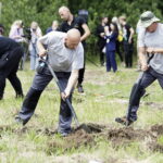 07.06.2024 Kielce Targi NECROEXPO. Międzynarodowe zawody w kopaniu grobów na czas / Fot. Jarosław Kubalski - Radio Kielce