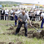 07.06.2024 Kielce Targi NECROEXPO. Międzynarodowe zawody w kopaniu grobów na czas / Fot. Jarosław Kubalski - Radio Kielce