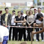 07.06.2024 Kielce Targi NECROEXPO. Międzynarodowe zawody w kopaniu grobów na czas / Fot. Jarosław Kubalski - Radio Kielce