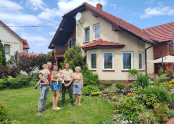 Paulina i Mateusz Bąba z rodziną. / Fot. KRUS Kielce