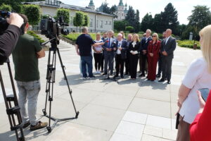 06.05.2024 Kielce. Konferencja Prawa i Sprawiedliwości / Fot. Jarosław Kubalski - Radio Kielce