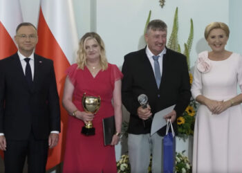 Małżeństwo rolników z Baranowa Laureatami Krajowymi AgroLigi 2023 - Radio Kielce