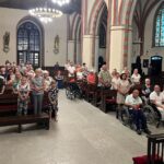 Niepełnosprawni ze Świętokrzyskiego Stowarzyszenia „Niepełnosprawni Plus” na obozie rehabilitacyjnym w Sarbinowie / źródło: Krzysztof Słoń