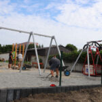 Staszów. Prace przy budowie integracyjnego placu zabaw przy Przedszkolu nr 3 / Fot. staszow.pl