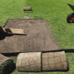 Na stadionach MOSiR trwają prace związane z przygotowaniem muraw do nowego sezonu rozgrywek piłkarskich / Fot. MOSiR Kielce - Facebook