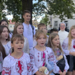 05.07.2024. Dzieci z Ukrainy zwiedzają Sandomierz w ramach kolonii zorganizowanej przez Caritas Diecezji Sandomierskiej / Fot. Grażyna Szlęzak - Radio Kielce